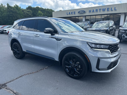 Used 2023 Kia Sorento SX