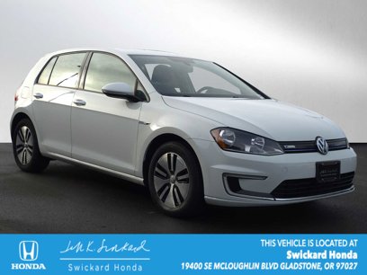 Used 2016 Volkswagen e-Golf SE w/ DC Fast Charging Package