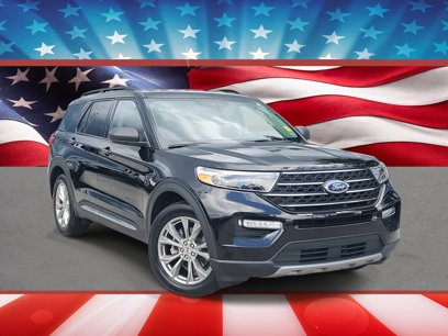 Certified 2023 Ford Explorer XLT w/ Equipment Group 202A