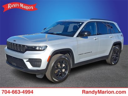 Used 2024 Jeep Grand Cherokee Altitude