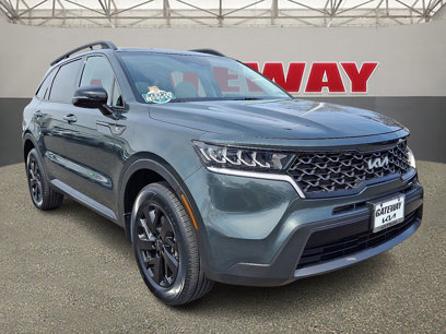 Used 2022 Kia Sorento S w/ Panoramic Sunroof Package