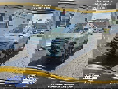 New 2025 Chevrolet Trax ACTIV w/ Sunroof Package