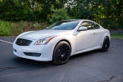 Used 2010 INFINITI G37 Journey