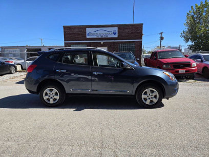 Used 2014 Nissan Rogue S w/ Convenience Package