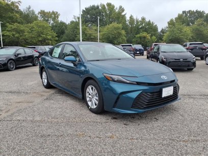 New 2025 Toyota Camry LE