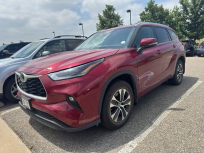 Used 2021 Toyota Highlander XLE