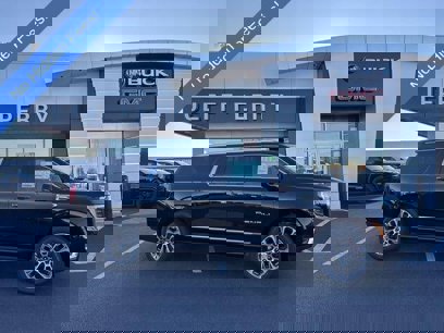 New 2025 GMC Yukon XL Denali w/ Denali Reserve Package