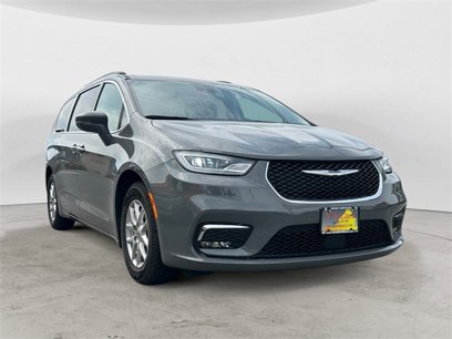 Used 2022 Chrysler Pacifica Touring-L