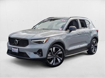 Used 2024 Volvo XC40 B5 Plus w/ Protection Package Premier