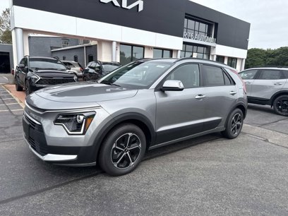 New 2025 Kia Niro EX