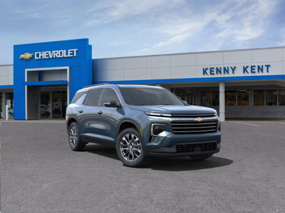 New 2025 Chevrolet Traverse LT