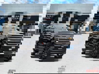 Certified 2023 Chevrolet Suburban High Country w/ Premium Package 2