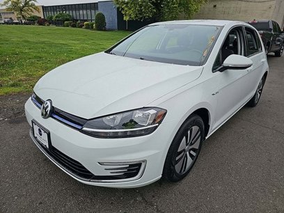 Used 2019 Volkswagen e-Golf SE w/ Driver Assistance Package