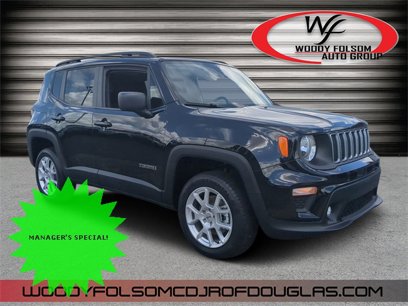 New 2023 Jeep Renegade Latitude w/ Sun/Sound Group