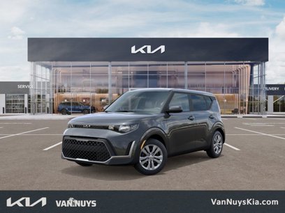 New 2025 Kia Soul LX