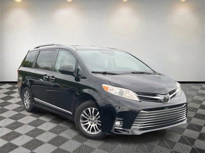 Used 2020 Toyota Sienna XLE
