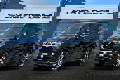 Used 2022 Toyota Highlander XLE