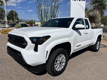 New 2025 Toyota Tacoma SR5