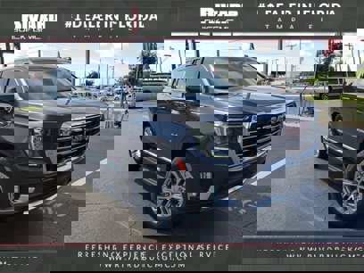 Used 2023 GMC Yukon SLT
