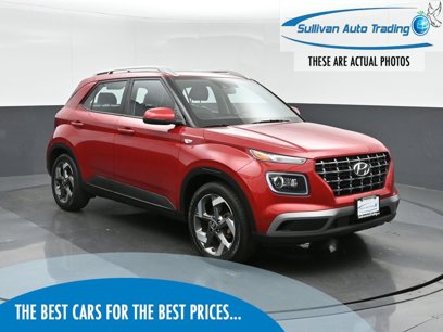 Used 2022 Hyundai Venue Limited w/ Cargo Package