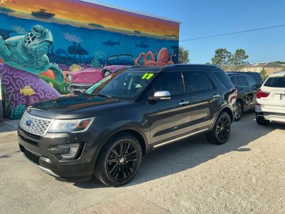 Used 2017 Ford Explorer Platinum