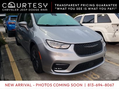 Used 2021 Chrysler Pacifica Touring-L w/ S Appearance Package