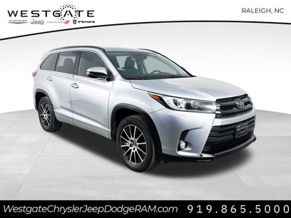 Used 2018 Toyota Highlander SE