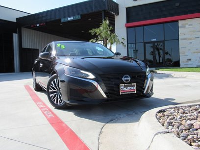 Used 2023 Nissan Altima 2.5 SV