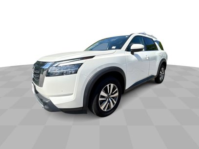 Used 2023 Nissan Pathfinder SL
