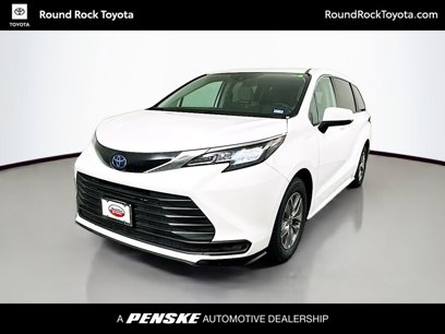 Certified 2023 Toyota Sienna LE