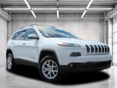 Used 2016 Jeep Cherokee Latitude w/ Safety/Convenience Group