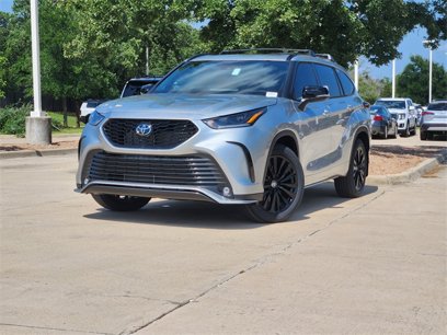 New 2025 Toyota Highlander XSE