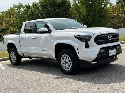 New 2024 Toyota Tacoma SR5