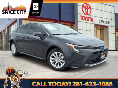 New 2025 Toyota Corolla XLE