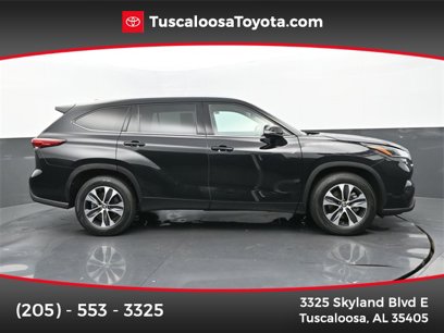 Used 2021 Toyota Highlander XLE