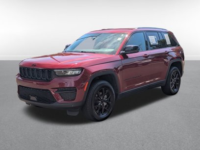 Used 2024 Jeep Grand Cherokee Altitude