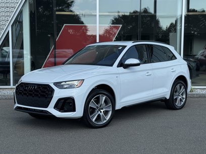 Certified 2025 Audi Q5 2.0T Premium w/ Convenience Plus Package