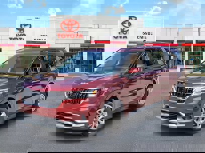 Used 2024 Kia Carnival LX