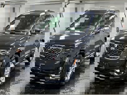 New 2025 Cadillac XT6 Luxury