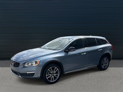 Used 2018 Volvo V60 T5 Cross Country w/ Convenience Package