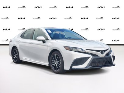 Used 2023 Toyota Camry SE
