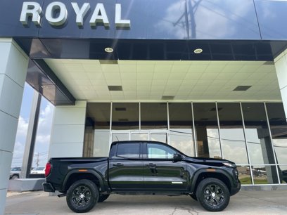Used 2024 GMC Canyon Elevation