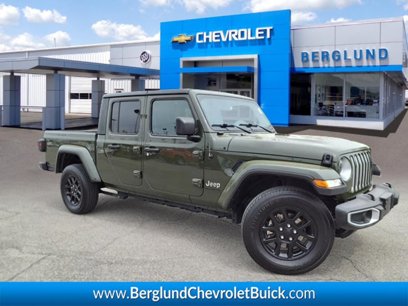 Used 2023 Jeep Gladiator Overland