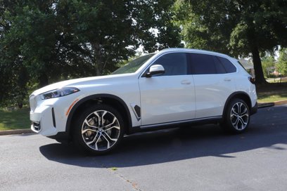 New 2026 BMW X5 sDrive40i w/ Climate Comfort Package