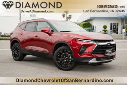 New 2025 Chevrolet Blazer LT w/ LPO, Black Sport Package