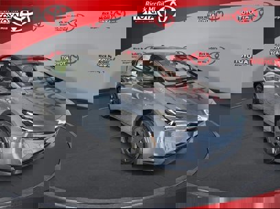 New 2025 Toyota Prius LE