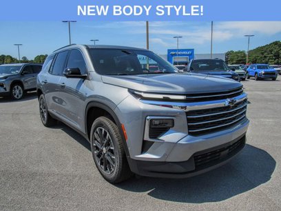 New 2025 Chevrolet Traverse LT w/ Enhanced Driving Package