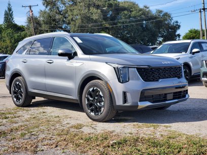 New 2025 Kia Sorento S w/ Panoramic Sunroof Package
