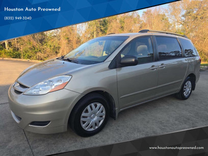 Used 2007 Toyota Sienna CE