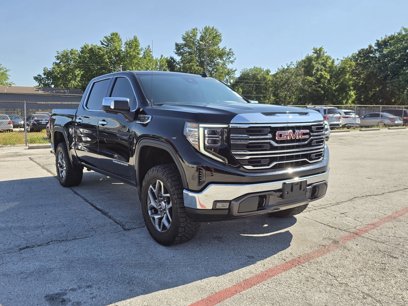 Used 2022 GMC Sierra 1500 SLT w/ SLT Convenience Package